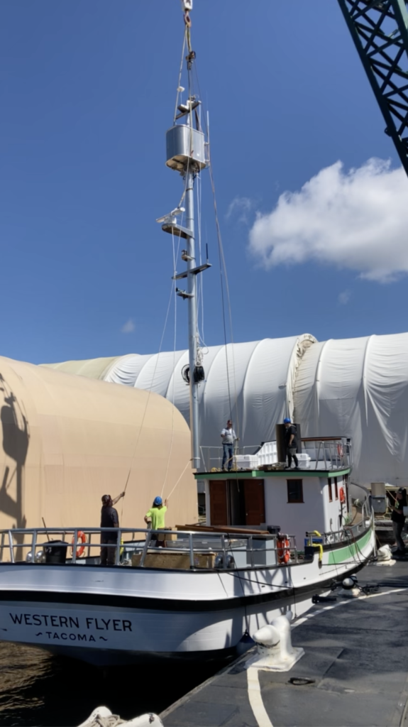 Mast stepping, July 27, 2023